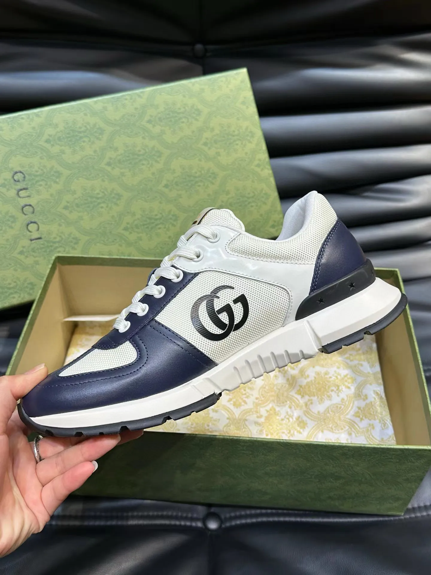 Factory price: 460💰Gucci new men's shoes GUCCI [Lightning] latest shoes are shipped. Original quality, fashionable, made of special materials, sheepskin lining, brand new packaging. The foot feels super comfortable and the workmanship is impeccable. Size: 38-45, Dingyi 45